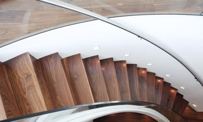 Curving staircase